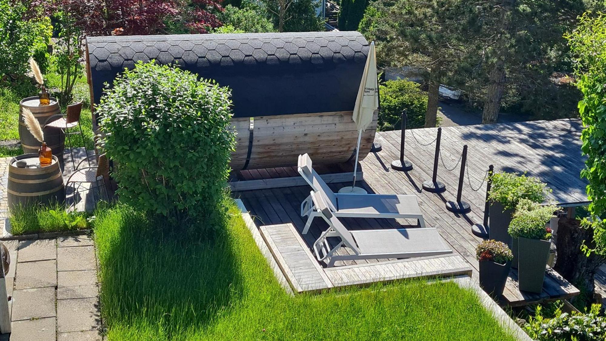 'Tor Zum Schwarzwald' Ferienwohnungen Mit Sauna Wildberg  Esterno foto