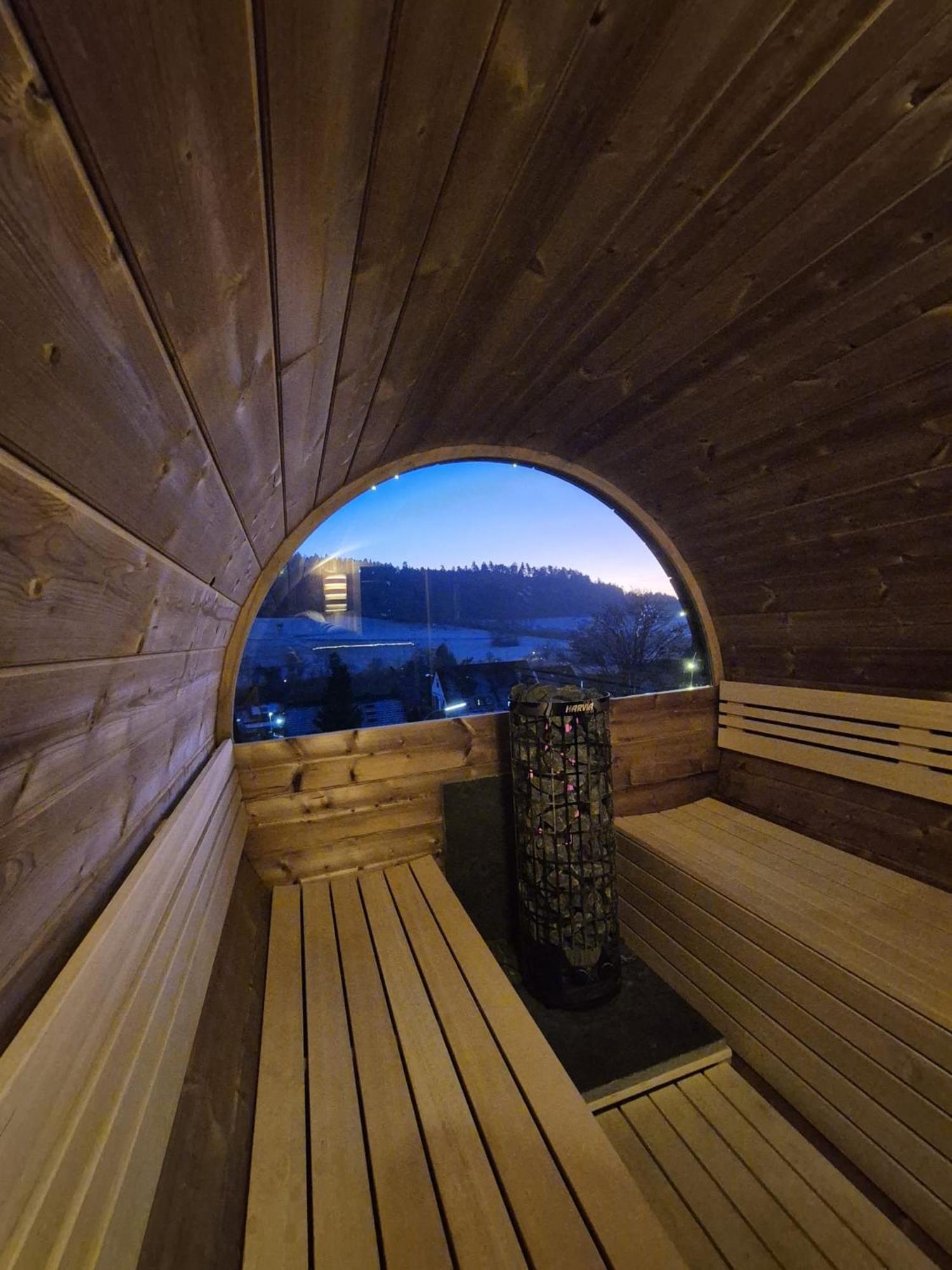 'Tor Zum Schwarzwald' Ferienwohnungen Mit Sauna Wildberg  Esterno foto